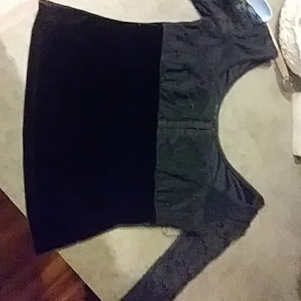 Black long sleeve shirt